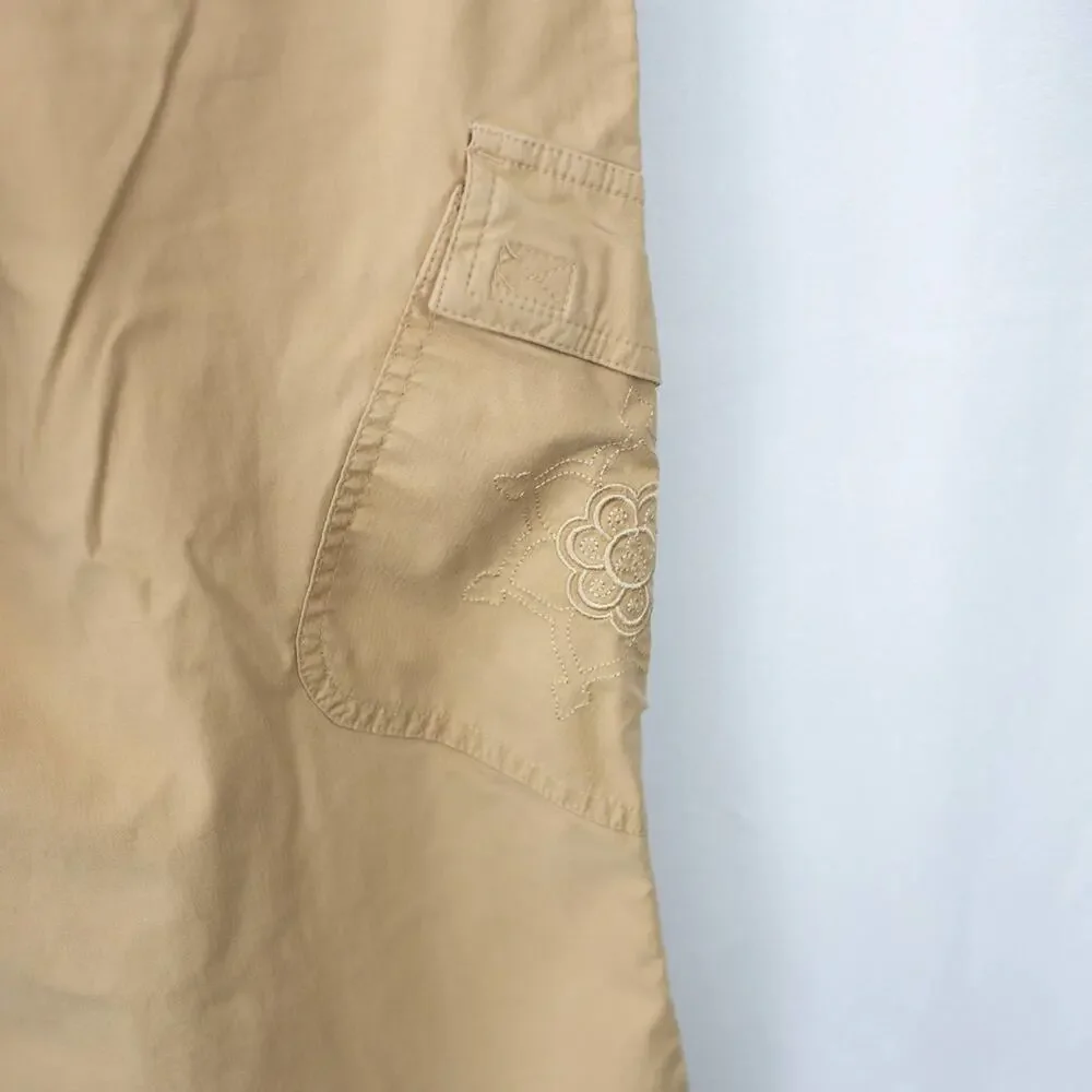 Kuhl Khaki Tan Floral Embroidered Capri Cargo Pants Size Medium Mid Rise